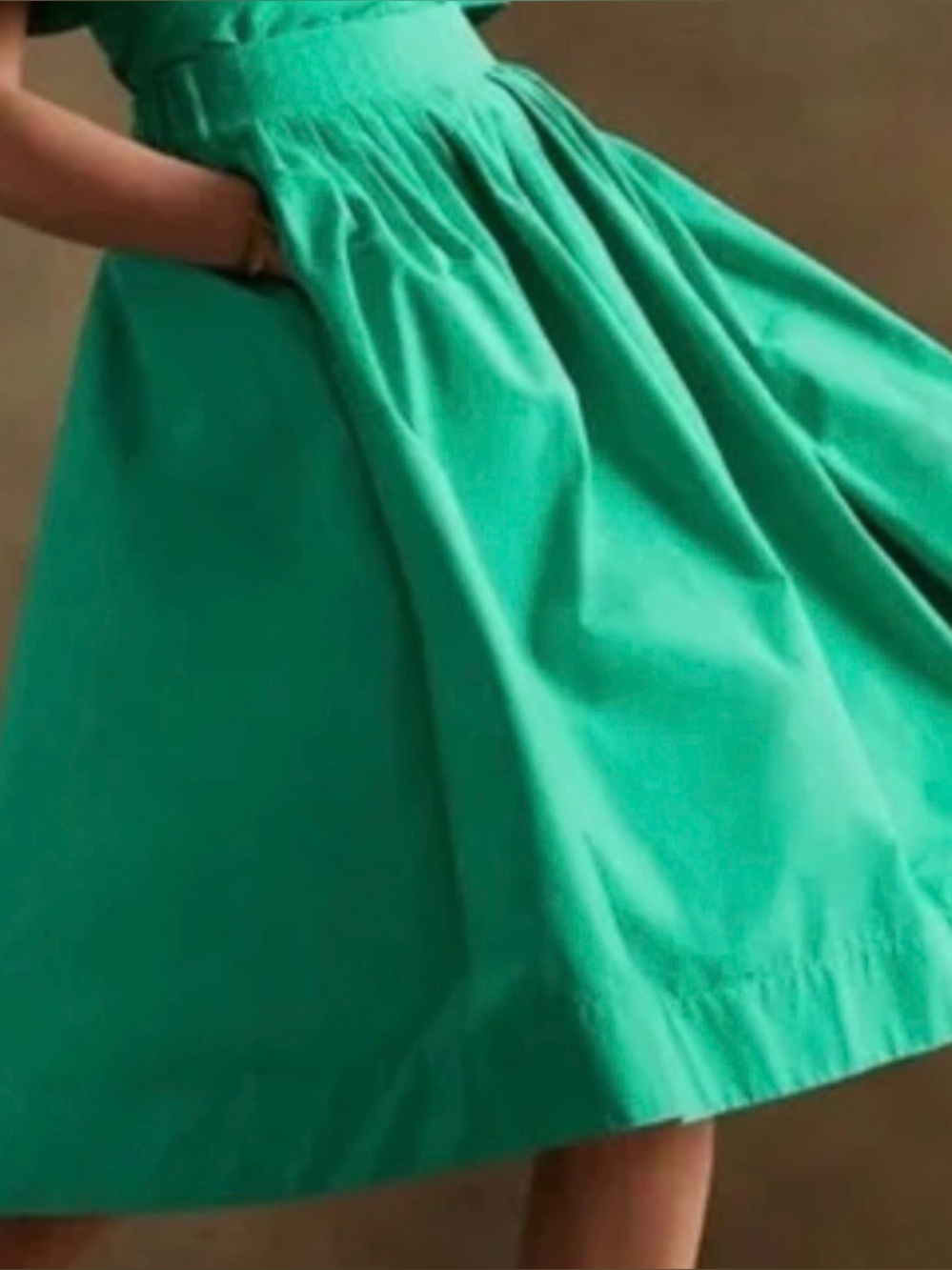 Bright green Pleated Midi Skirt